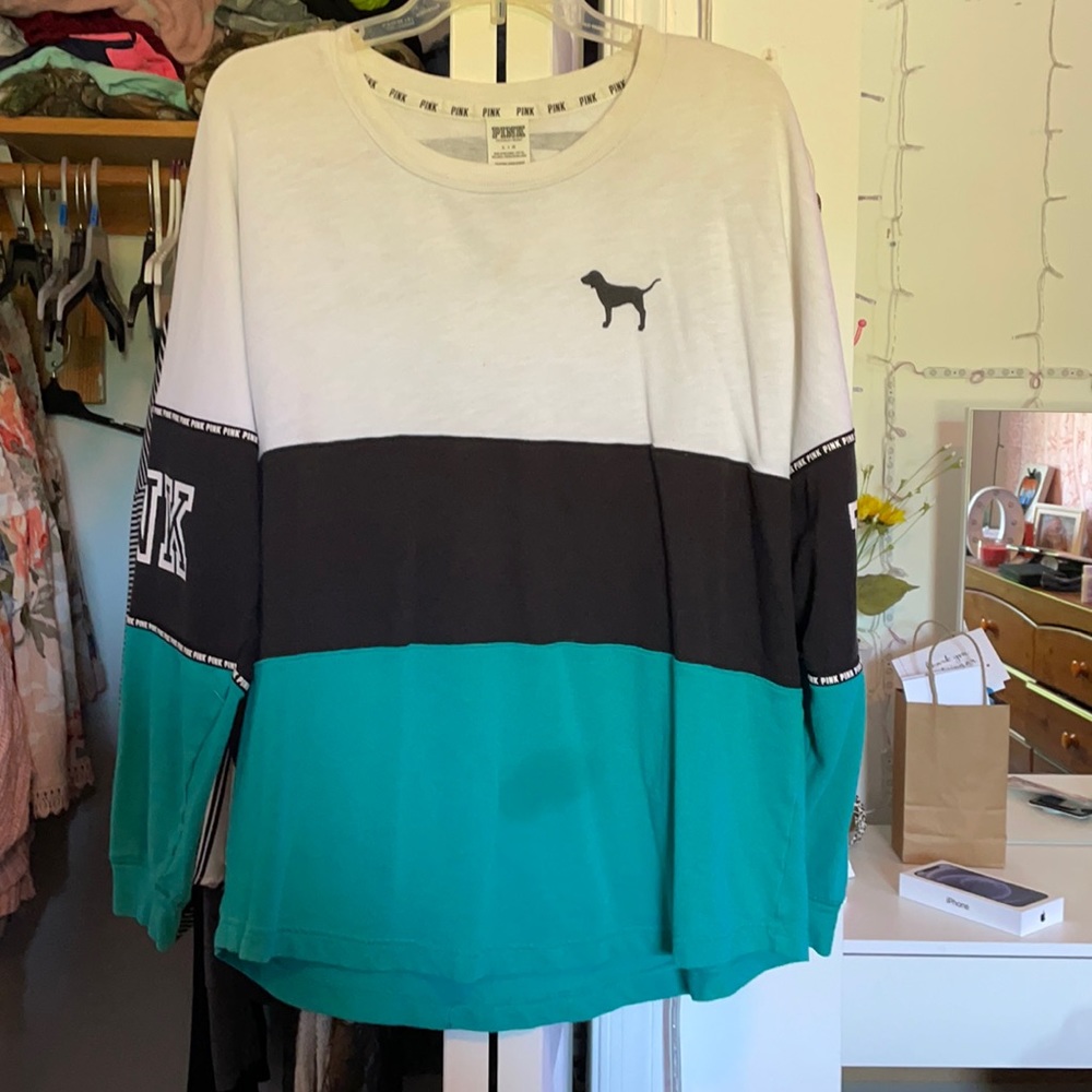 Long sleeve VS shirt